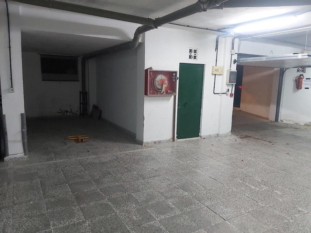 Coqueto Centrico Con Terraza Y Parking